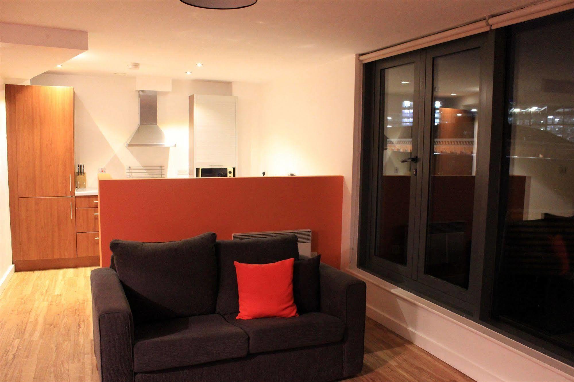 Atana Apartments Manchester Zewnętrze zdjęcie